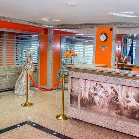 Legends Chambers By Grand Pier Boutique Trade Location, 4 Star With Unique Historical Themes Decors With Free Breakfast Only For King And Minim 4 Nights Villa *