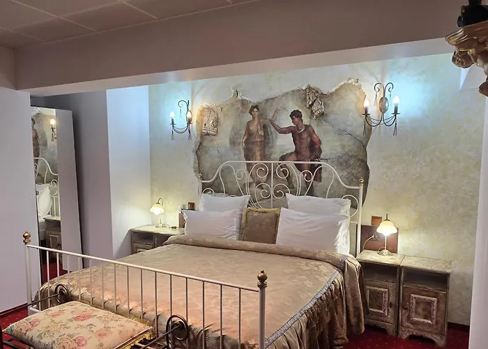 Legends Chambers By Grand Pier Boutique Δωμάτια σε οικογενειακή κατοικία *