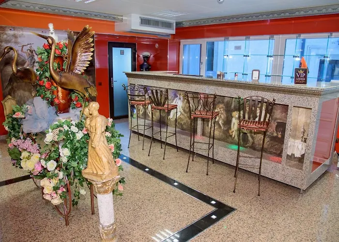 Legends Chambers By Grand Pier Boutique Βουκουρέστι