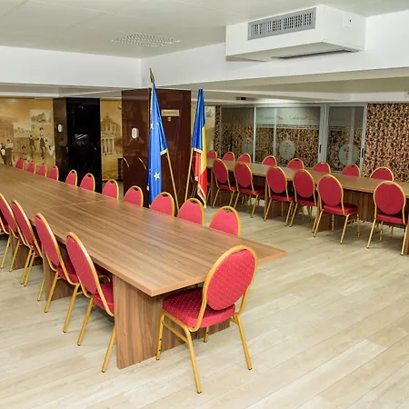 Legends Chambers By Grand Pier Boutique בית אירוח
