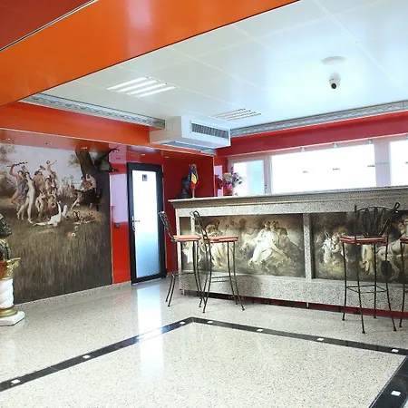 Legends Chambers By Grand Pier Boutique * בוקרשט