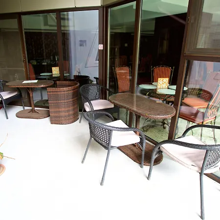 בית אירוח Legends Chambers By Grand Pier Boutique *