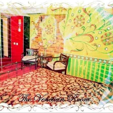 Legends Chambers By Grand Pier Boutique בית אירוח בוקרשט