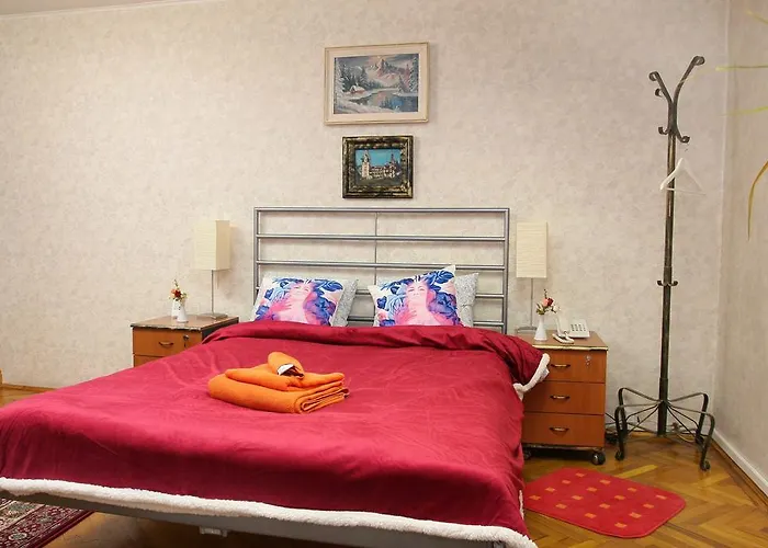 Legends Chambers By Grand Pier Boutique Trade Location, 4 Star With Unique Historical Themes Decors With Free Breakfast Only For King And Minim 4 Nights Bucareste