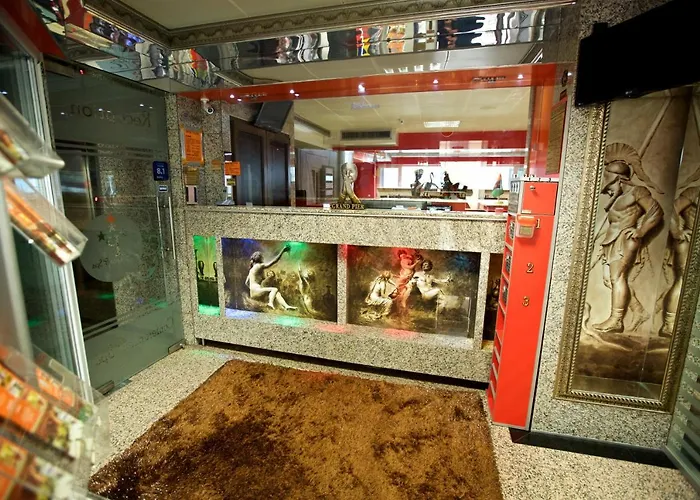 Legends Chambers By Grand Pier Boutique * Βουκουρέστι