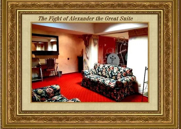 Legends Chambers By Grand Pier Boutique Trade Location, 4 Star With Unique Historical Themes Decors With Free Breakfast Only For King And Minim 4 Nights Villa *