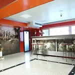 Legends Chambers By Grand Pier Boutique * Βουκουρέστι