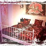 Legends Chambers By Grand Pier Boutique Δωμάτια σε οικογενειακή κατοικία Βουκουρέστι