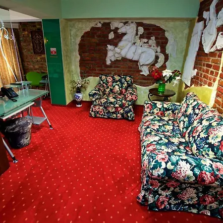 Grand Pier Boutique Luxury King And Queen Deluxe Rooms, With Free Welcome Breakfast For Up To 4 Nights Villa Bucharest