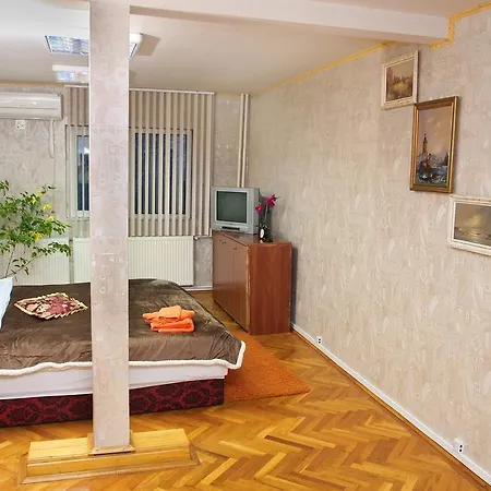 Legends Chambers By Grand Pier Boutique Trade Location, 4 Star With Unique Historical Themes Decors With Free Breakfast Only For King And Minim 4 Nights