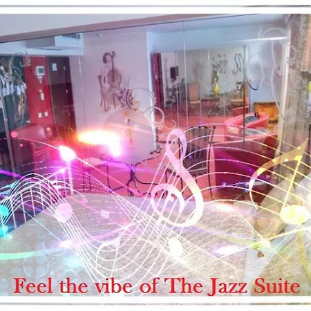 ヴィラ Legends Chambers By Grand Pier Boutique Trade Location, 4 Star With Unique Historical Themes Decors With Free Breakfast Only For King And Minim 4 Nights ブカレスト