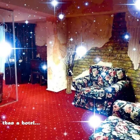 Legends Chambers By Grand Pier Boutique Trade Location, 4 Star With Unique Historical Themes Decors With Free Breakfast Only For King And Minim 4 Nights ヴィラ *