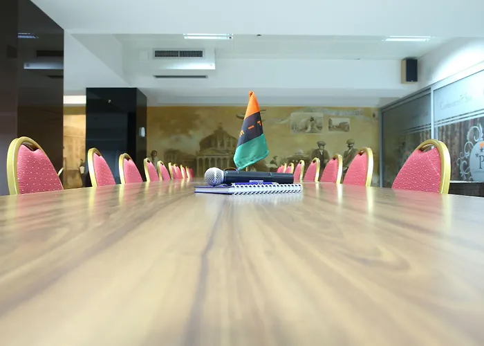 Вілла Legends Chambers By Grand Pier Boutique Trade Location, 4 Star With Unique Historical Themes Decors With Free Breakfast Only For King And Minim 4 Nights *